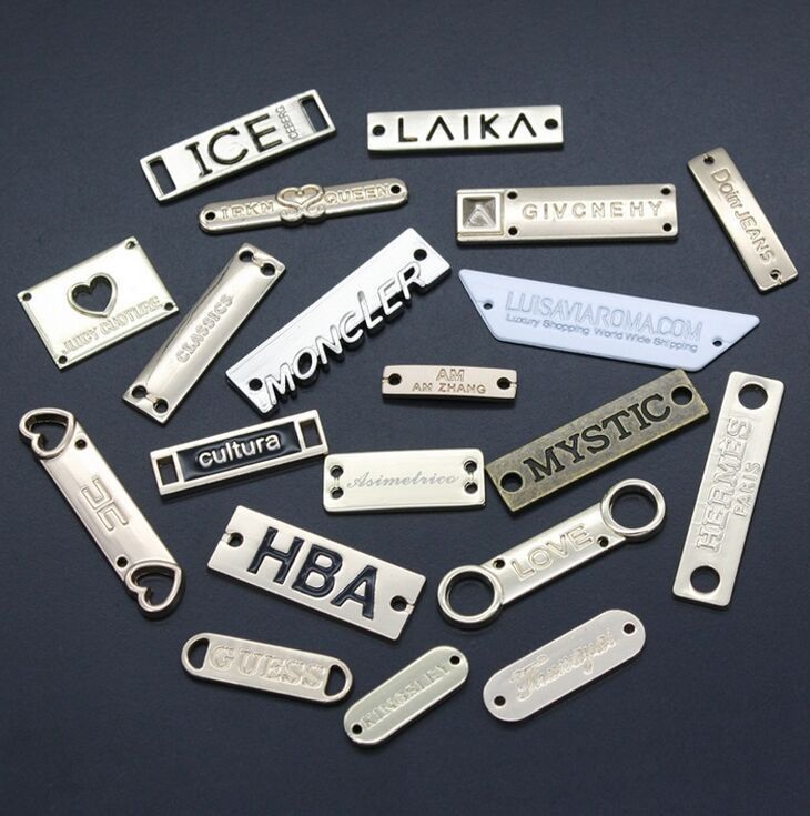 What Factors Determine the Longevity and Durability of Custom Metal Tags?