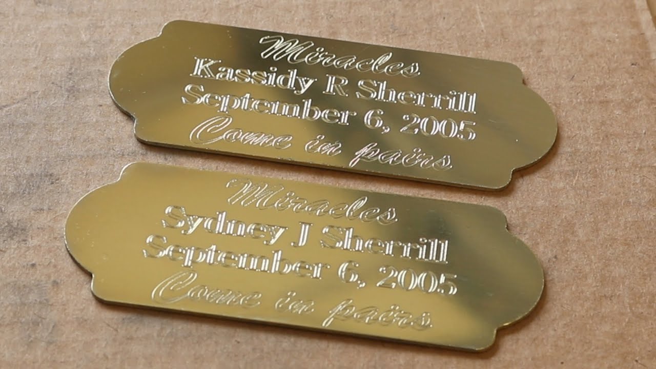 Engraved Tags vs Stamped Tags: Key Differences & Use Cases